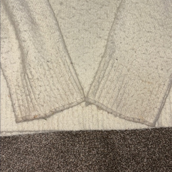 American Eagle White Textured Crew Neck Sweater Relaxed Fit - Picture 4 of 6